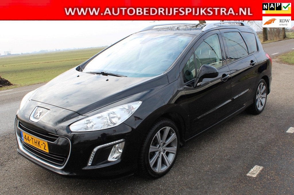 Peugeot 308 SW 1.6 THP Signature // LEER / PANO / KLIMA //, Voorwielaandrijving, Euro 5, Gebruikt, Zwart