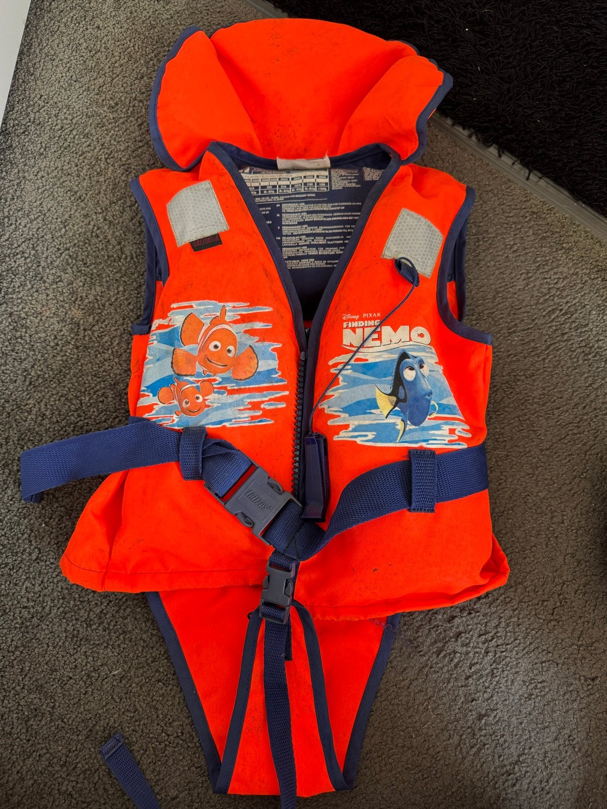 Besto reddingsvest Finding Nemo - Gebruikt, Watersport en Boten, Ophalen of Verzenden, Gebruikt, Kind, Reddingsvest of Zwemvest