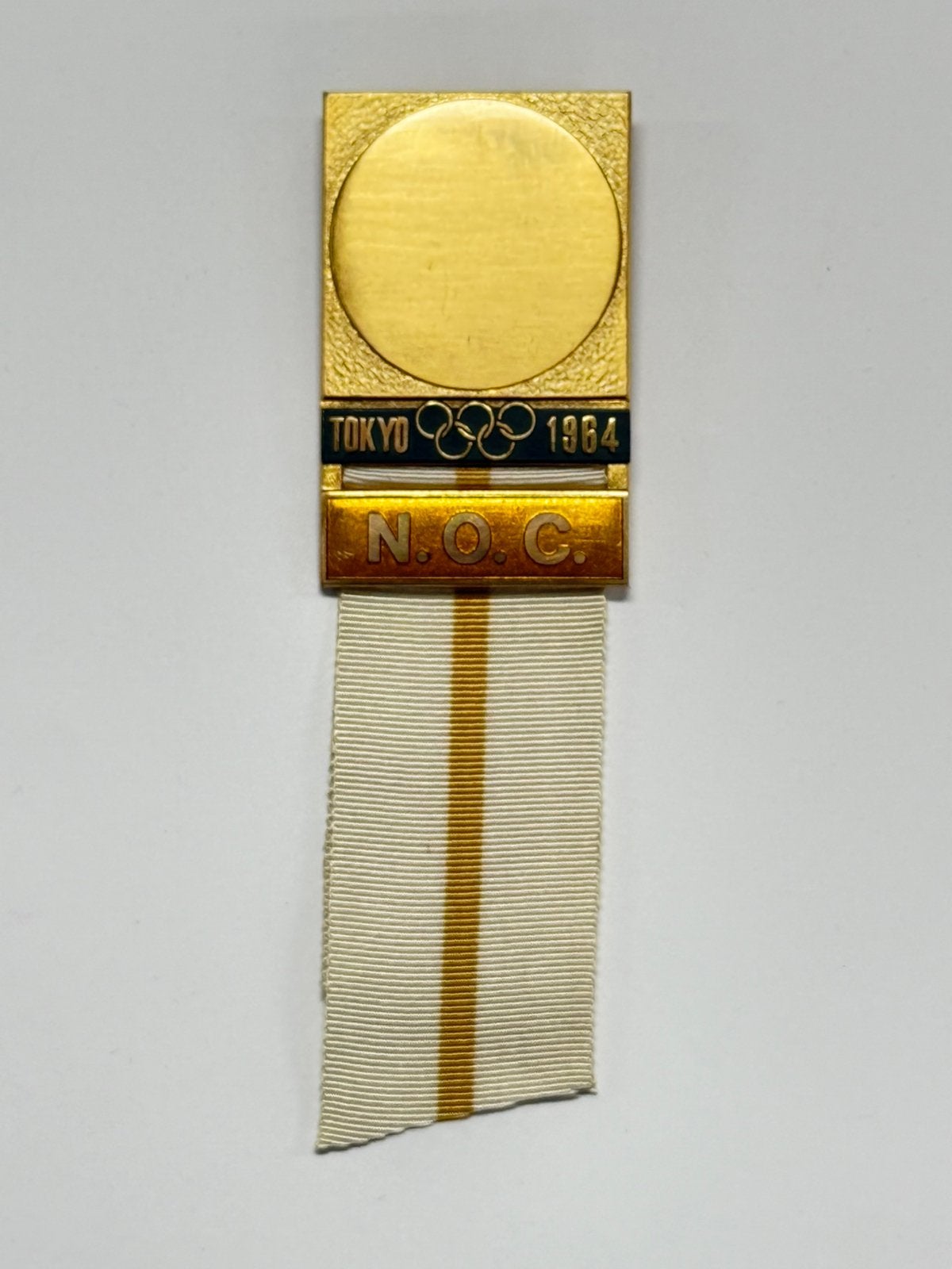 318249 Tokyo Summer Olympics Official 1964 N.O.C. Badge, Postzegels en Munten, Ophalen of Verzenden, Overige materialen, Buitenland