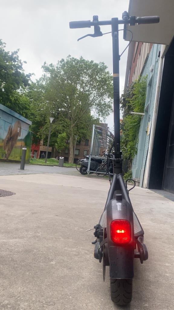 Nine bot, Ophalen, Zo goed als nieuw, Elektrische step (E-scooter), Ninebot