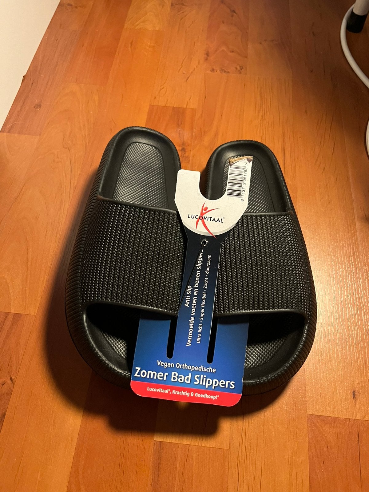 Badslippers zwart 37/38, Kleding | Dames, Schoenen, Ophalen of Verzenden, Zo goed als nieuw, Zwart