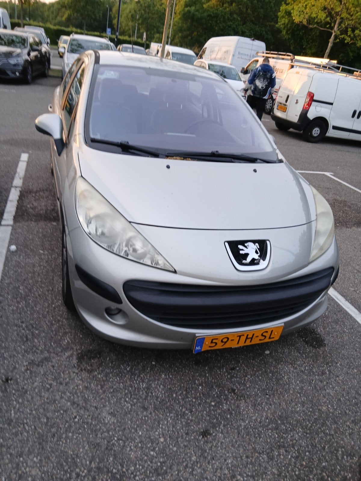 Peugeot 207 1.4 16V 5DRS 2006 Grijs, Auto's, Peugeot, Voorwielaandrijving, Stof, 4 cilinders, 49 €/maand