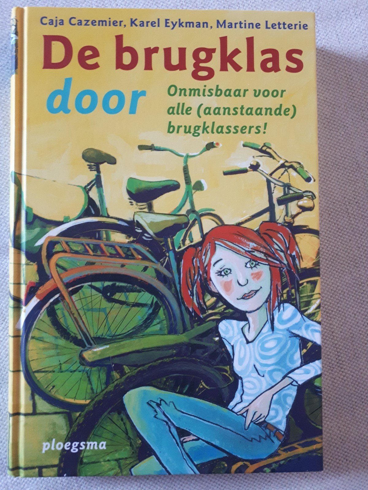 Caja Cazemier - De brugklas door, Ophalen