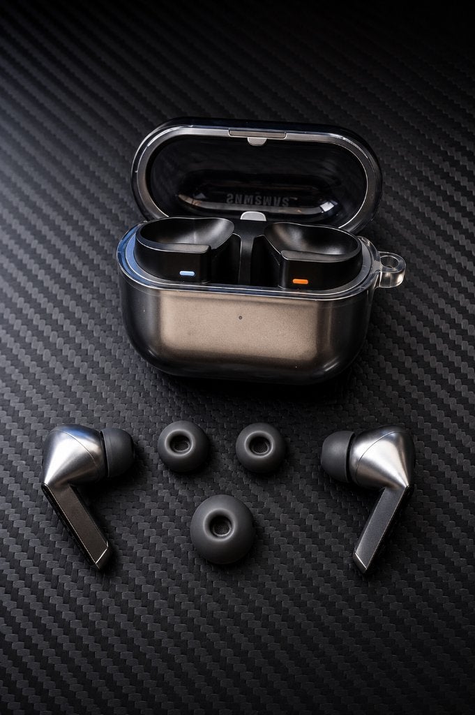 Samsung Galaxy Buds 3 Pro - Zo goed als nieuw, Zilver, Ophalen of Verzenden, Zo goed als nieuw, Samsung