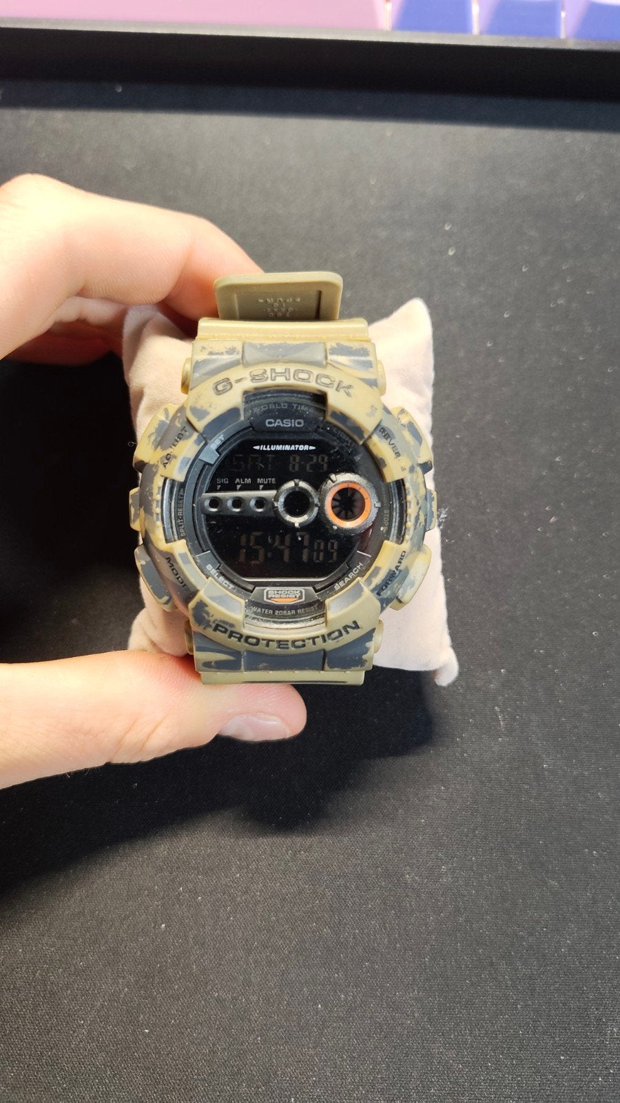 G-Shock Horloge - Waterdicht met lichte kras op scherm, Ophalen of Verzenden