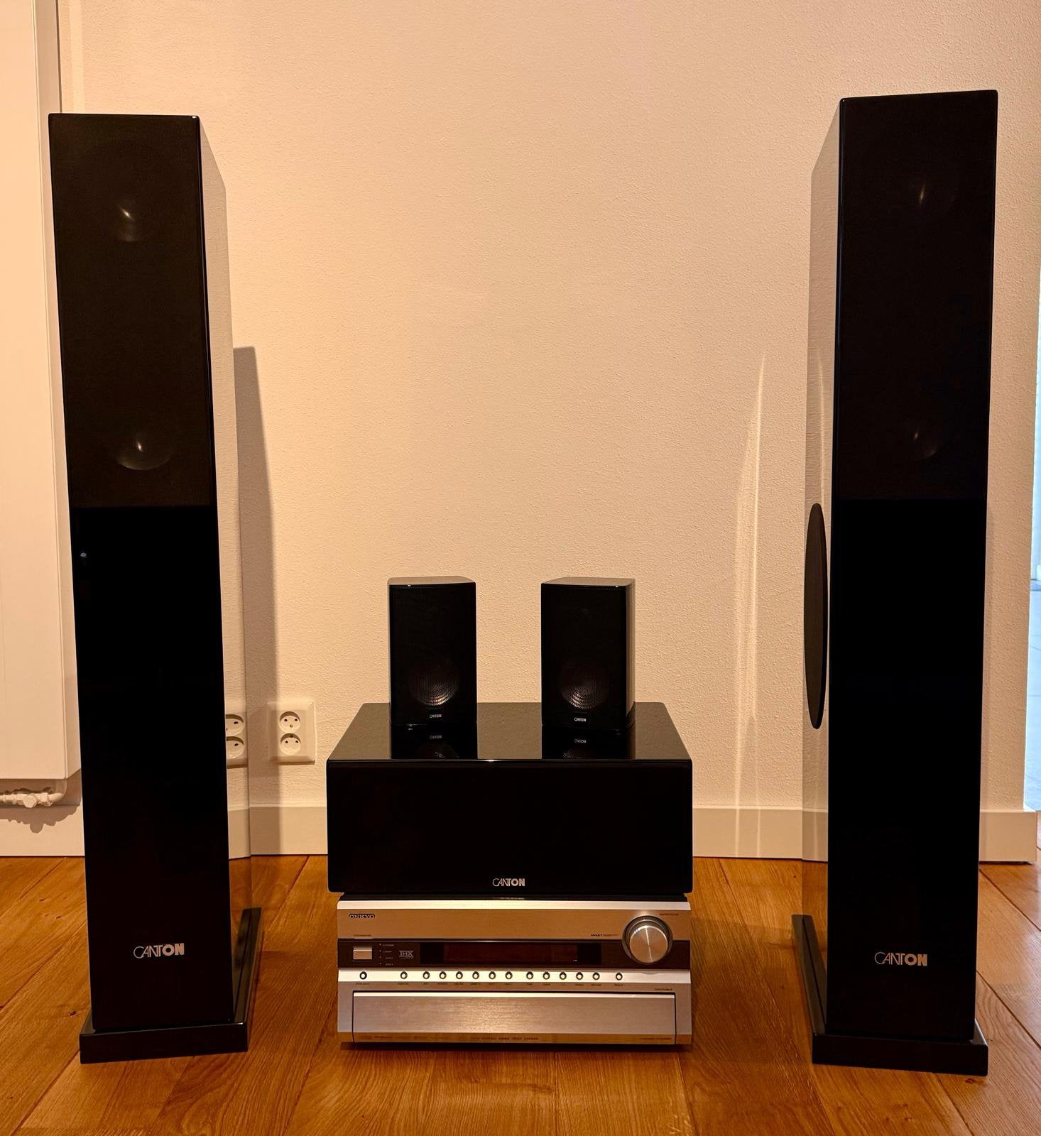 Surround Set, Audio, Tv en Foto, Home Cinema-sets, 70 watt of meer, Zo goed als nieuw, 5.1-systeem, Overige spelers