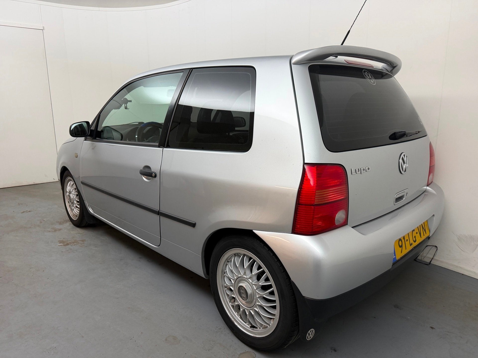 Volkswagen Lupo 1.4 # Leder #, Voorwielaandrijving, 450 kg, Gebruikt, 31 €/maand