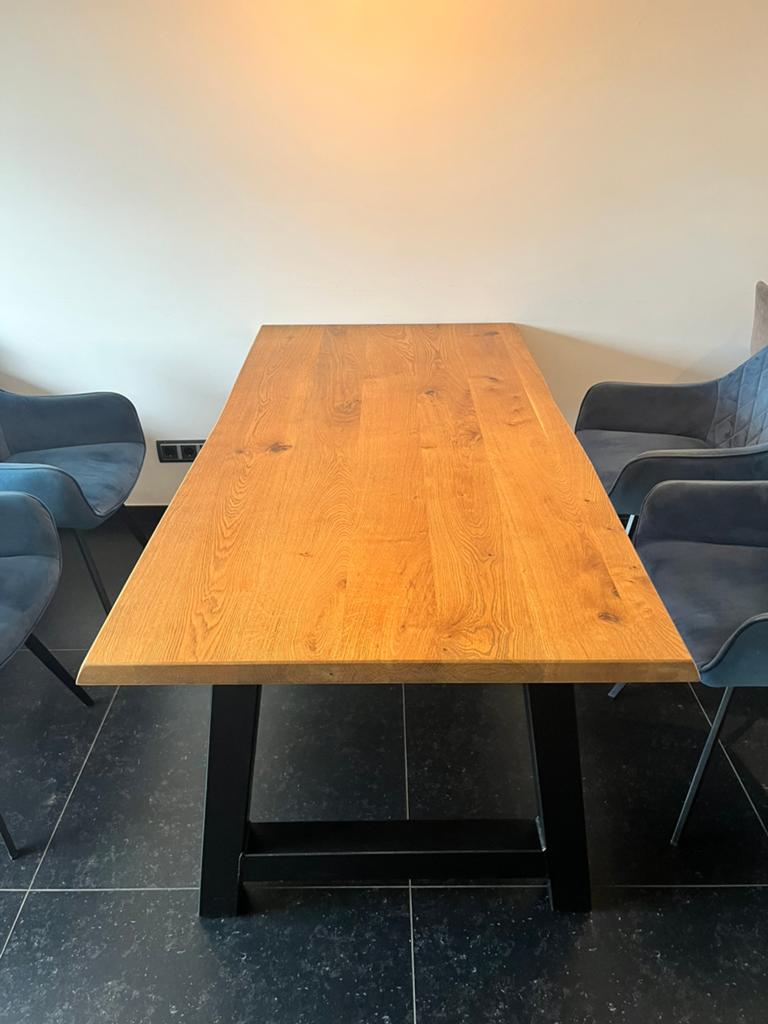Houten eettafel, Huis en Inrichting, Tafels | Eettafels, 50 tot 100 cm, Zo goed als nieuw, 150 tot 200 cm, Vier personen
