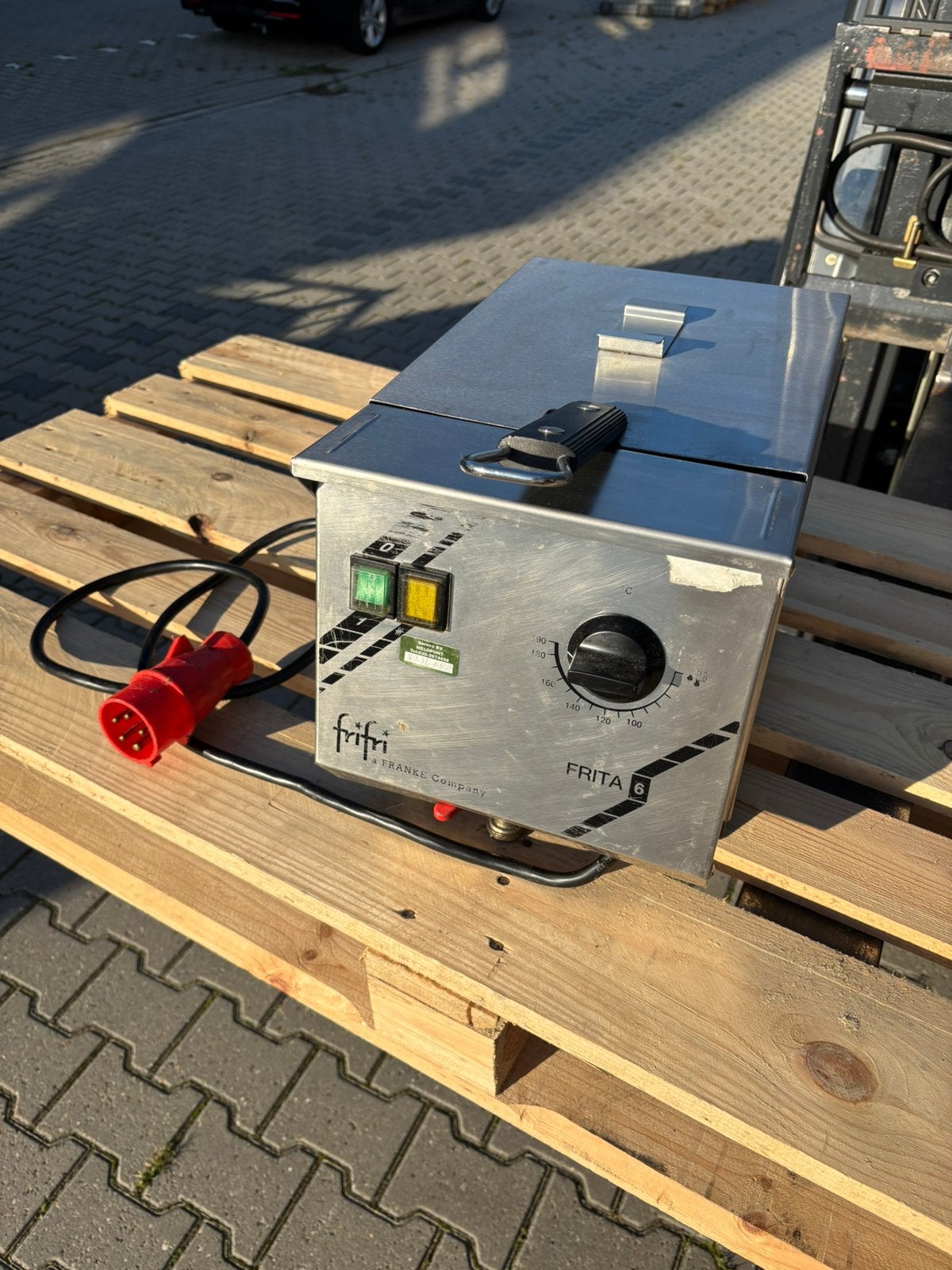 FriFri Frita 6 professionele friteuse | 400V | werkend, 4 liter of meer, Ophalen of Verzenden, Gebruikt
