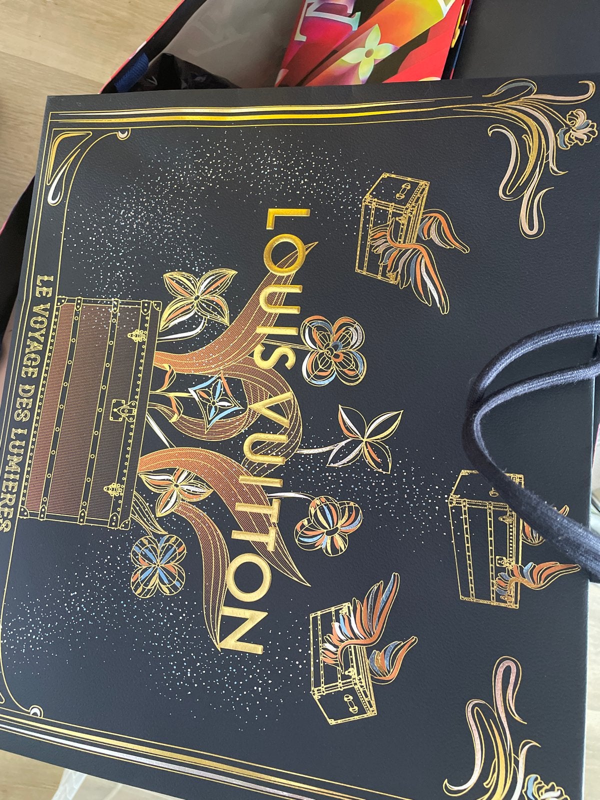 Louis Vuitton Christmas edition shopping bag, Ophalen of Verzenden, Zo goed als nieuw, Europa overig