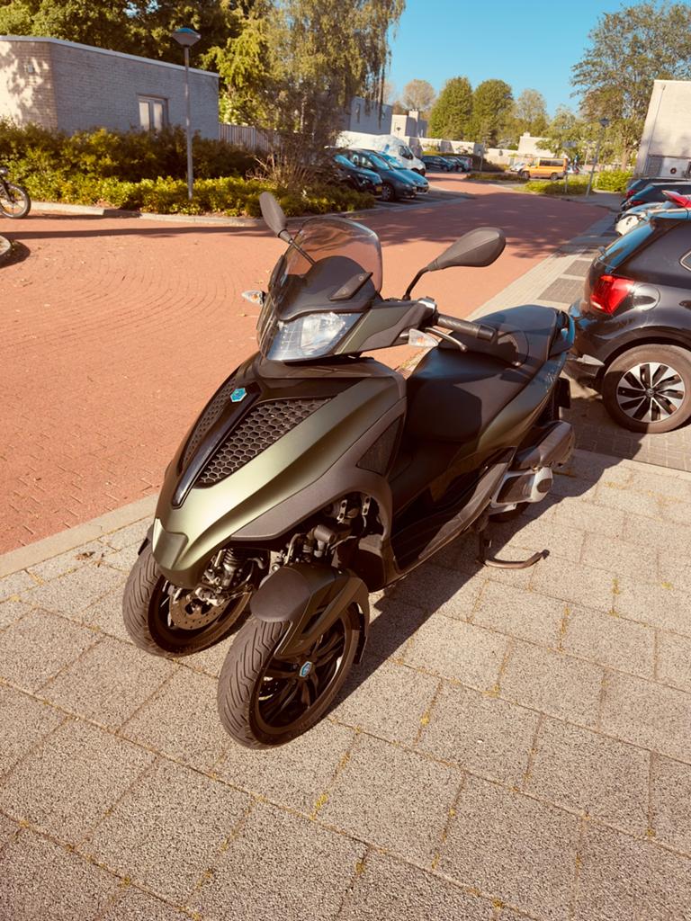 Piaggio MP3 Yourban LT–300ie, Fietsen en Brommers, Scooters | Vespa, Ophalen of Verzenden, Zo goed als nieuw, Benzine, Overige modellen