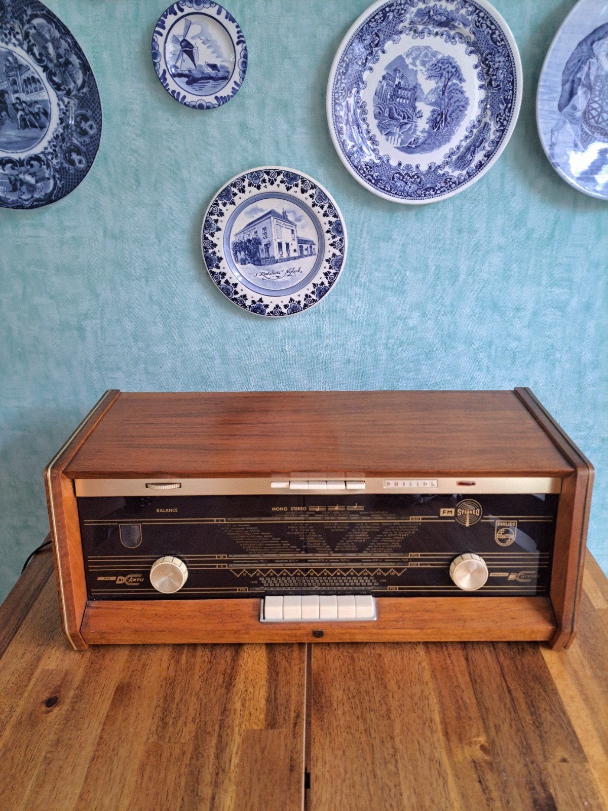 Vintage Philips FM Stereo Radio - Houten Behuizing, Ophalen of Verzenden, Gebruikt, Radio