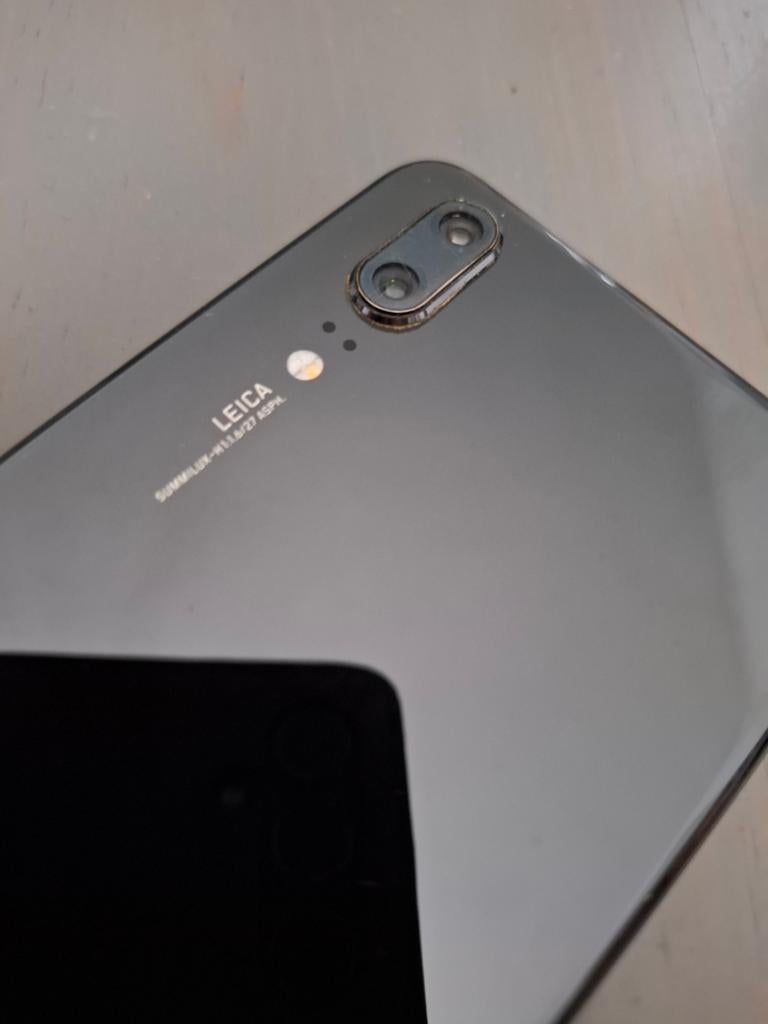 T.k. Huawei smartphone , leica camera , werkt goed, Ophalen of Verzenden, Zwart