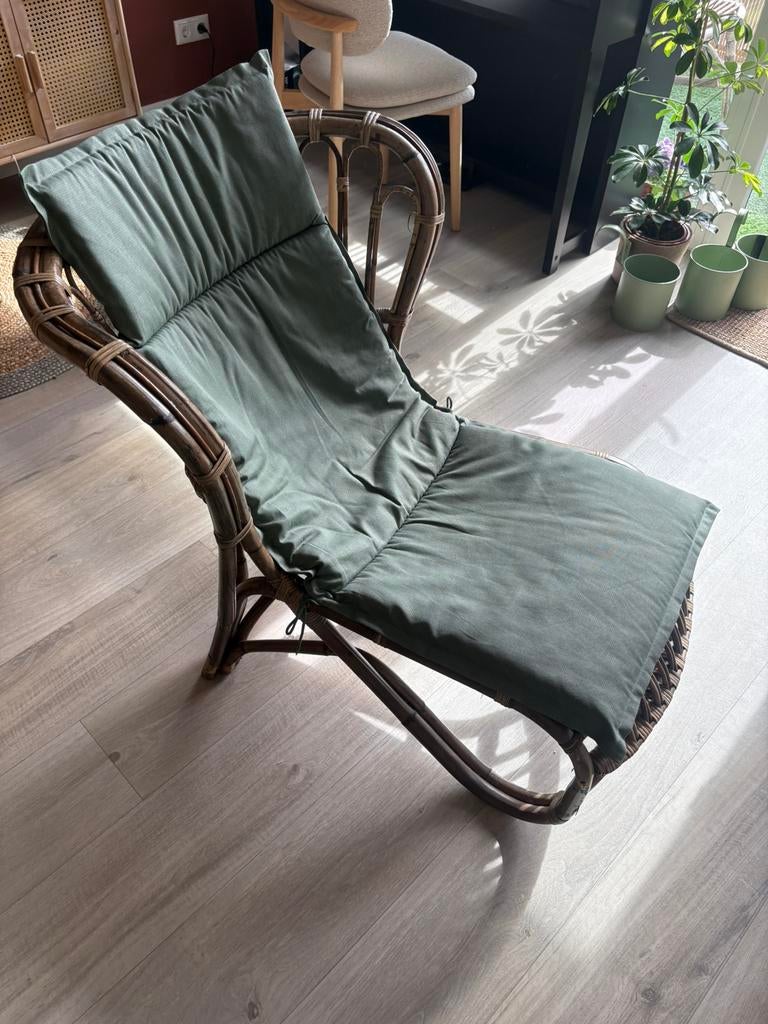 Leuke rieten buiten stoel, Ophalen, Zo goed als nieuw, Rotan