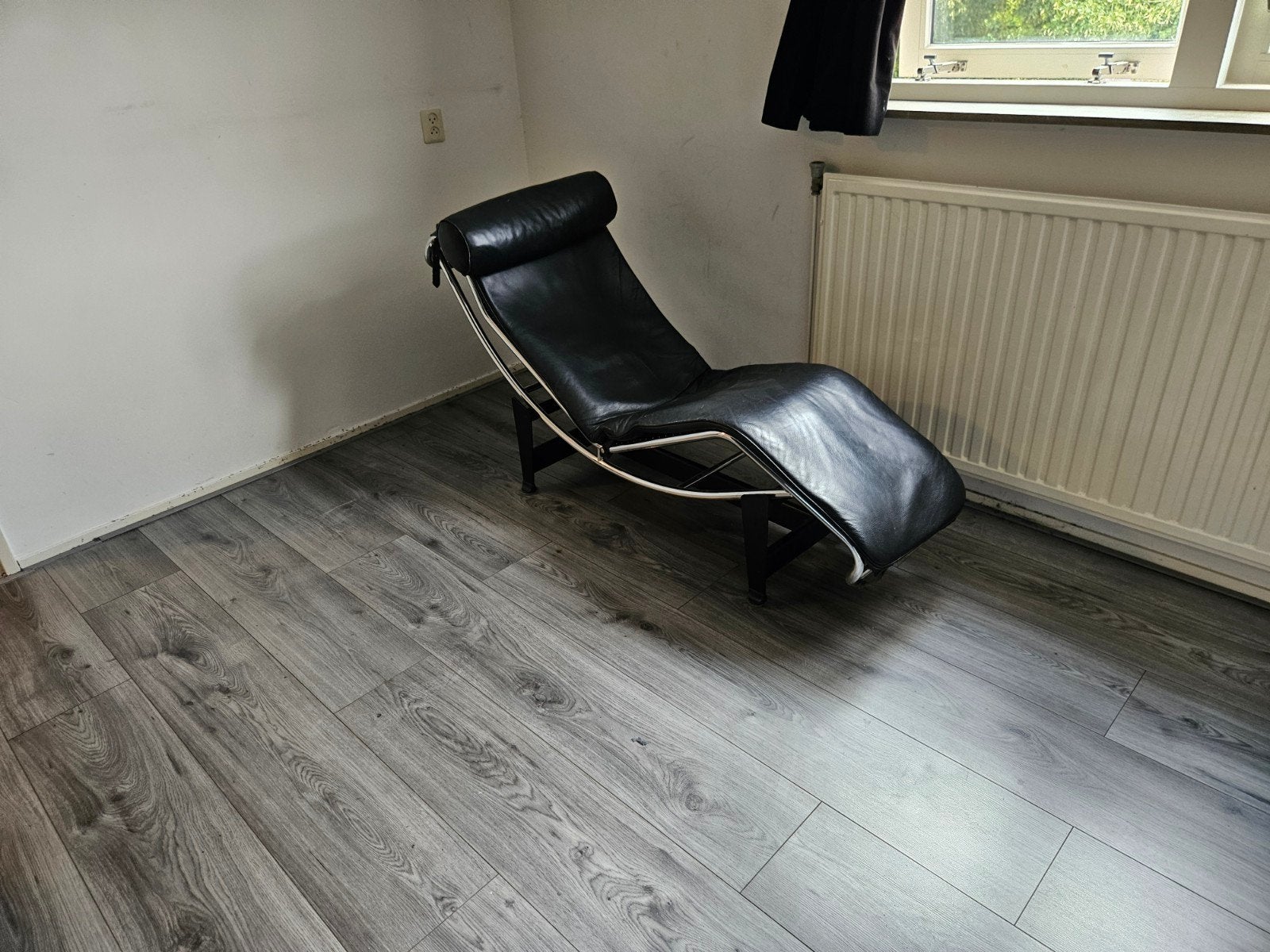 Relaxstoel/chez longue zwart, Antiek en Kunst, Ophalen