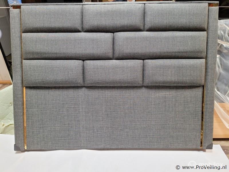Online Veiling: Hoofdbord