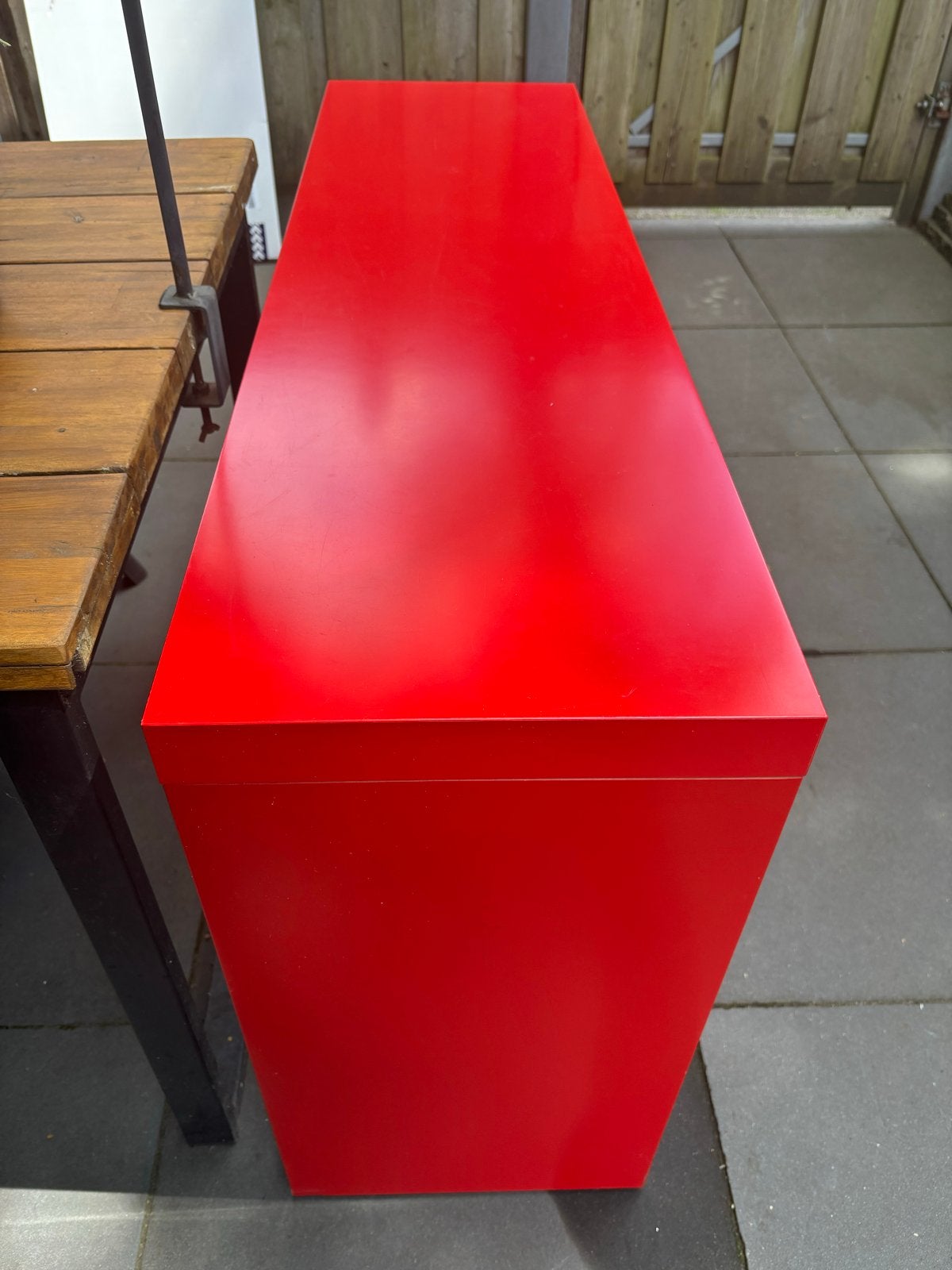 IKEA Rode Bijzettafel op Wielen 1.25 x 36 cm hoogte 72 cm, Kunststof, Gebruikt, 100 tot 150 cm, Ophalen of Verzenden