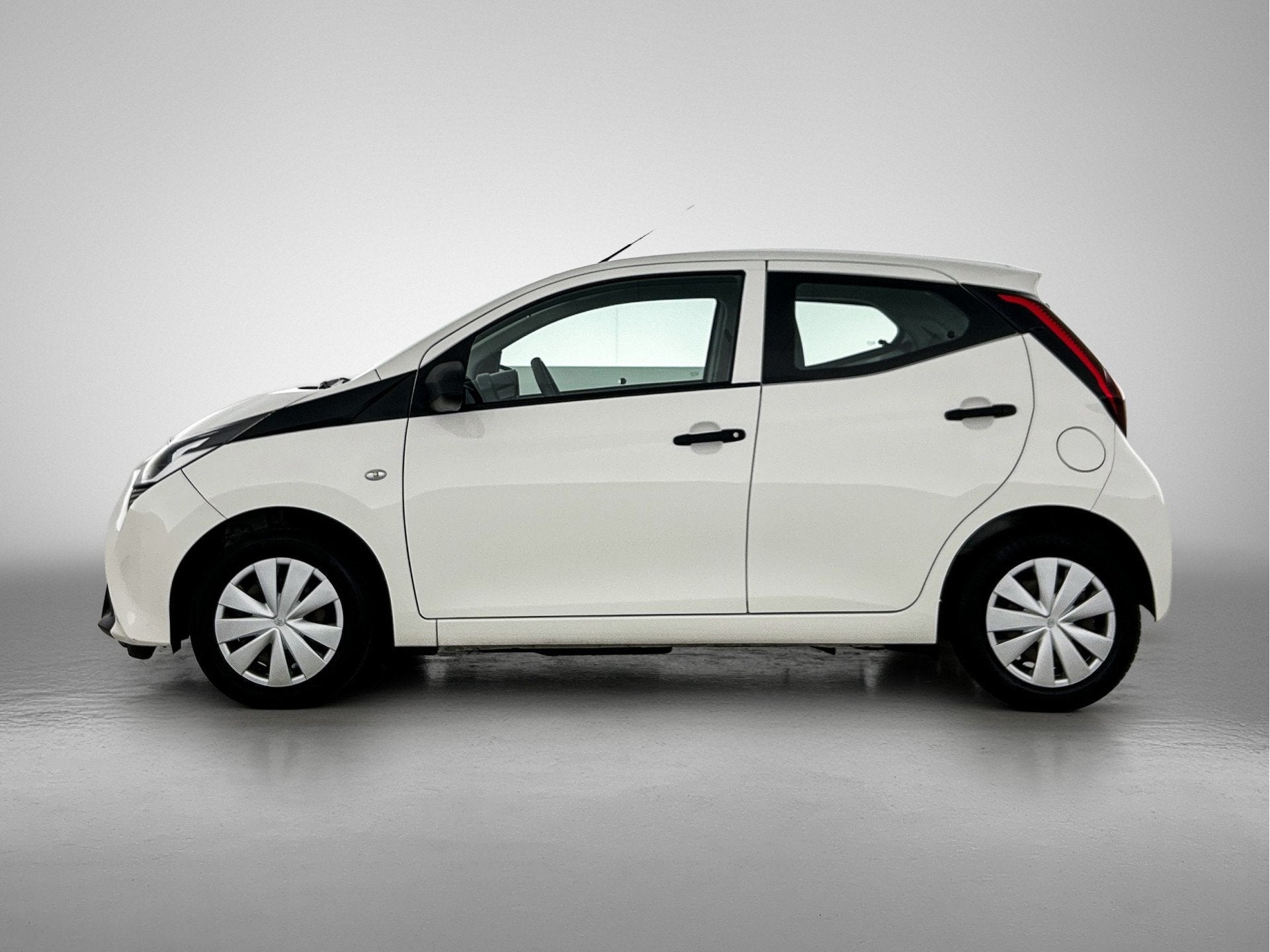 Toyota Aygo 1.0 VVT-i x-fun | BTW voertuig | Dealer onderhou, Voorwielaandrijving, 12 maanden, Stof, Gebruikt