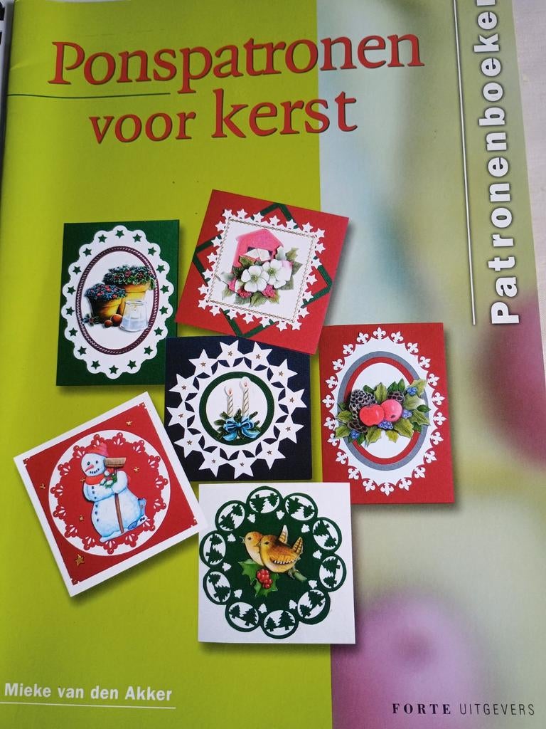 Pons Patronen voor Kerst - Mieke van den Akker, Hobby en Vrije tijd, Kaarten | Zelf maken, Zo goed als nieuw, Pons of Mal, Kerst
