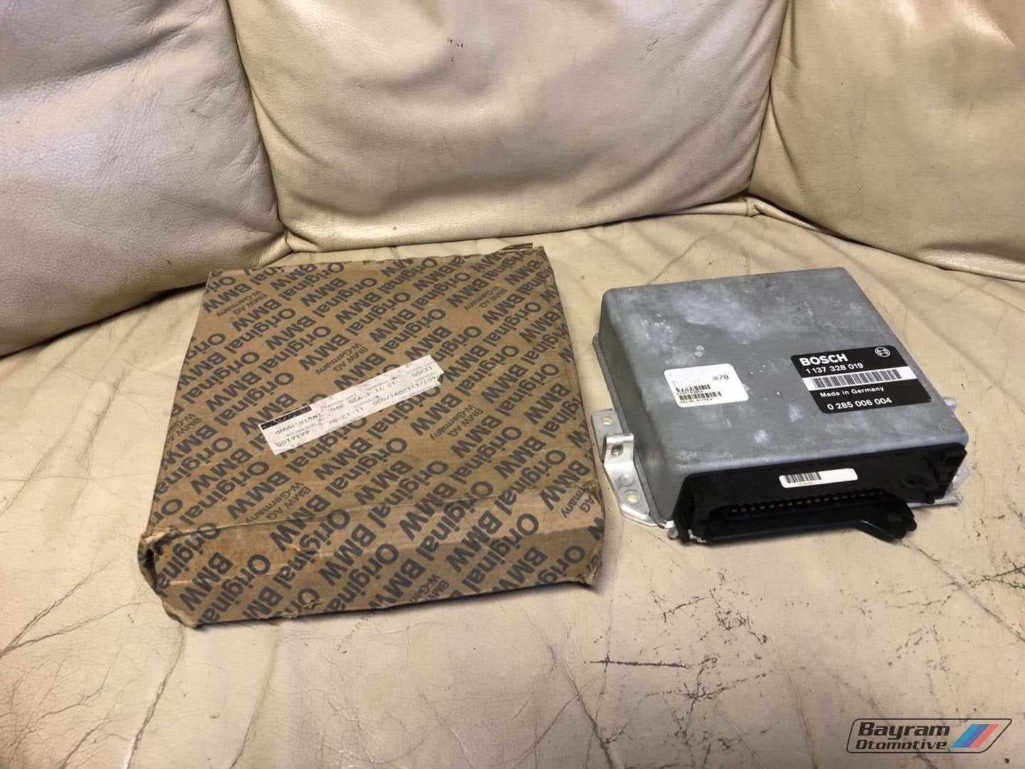 Bmw 750i 850i ecu E32 E31 m70 Bosch 1137328019 motorcomputer, Gebruikt, -, -, Ophalen of Verzenden