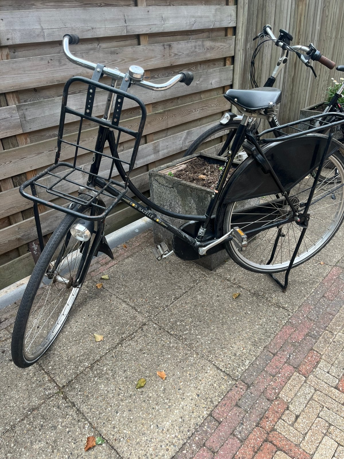 Omafiets Gazelle, Fietsen en Brommers, Fietsen | Dames | Omafietsen, 56 cm of meer, Ophalen, Gebruikt, Terugtraprem