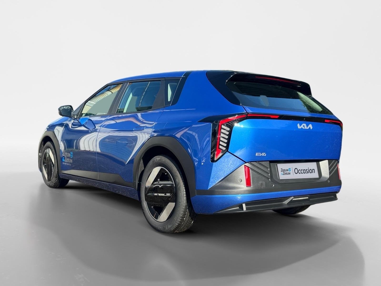 Kia EV4 Air 58.3 kWh | Stoel + Stuurverwarming | Navigatie |, Auto's, 12 maanden, Stof, Gebruikt, Blauw