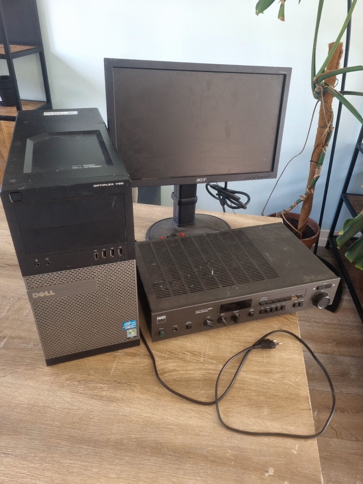 ACER beeldscherm, DELL Optiplex 790 en NAD 7225PE receiver, Computers en Software, Ophalen, Gebruikt