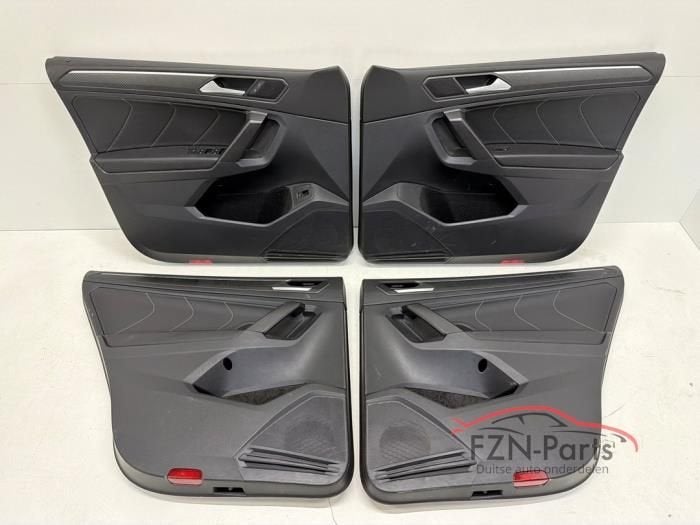 VW Tiguan Allspace 5NN Facelift R-Line Deurpanelen set rondo, Auto-onderdelen, Ophalen of Verzenden, Gebruikt