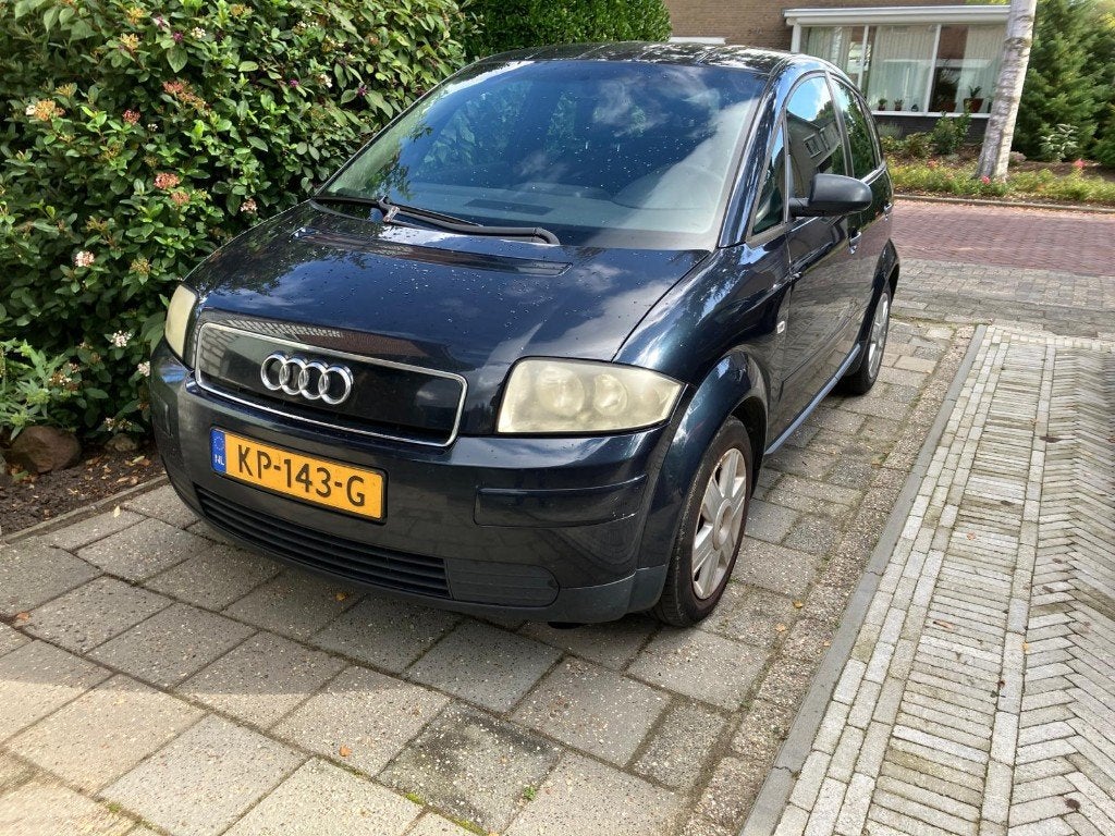 Audi A2 1.4 55KW 2003, complete onderhoudshistorie, Voorwielaandrijving, Dealer onderhouden, Stof, 74 pk