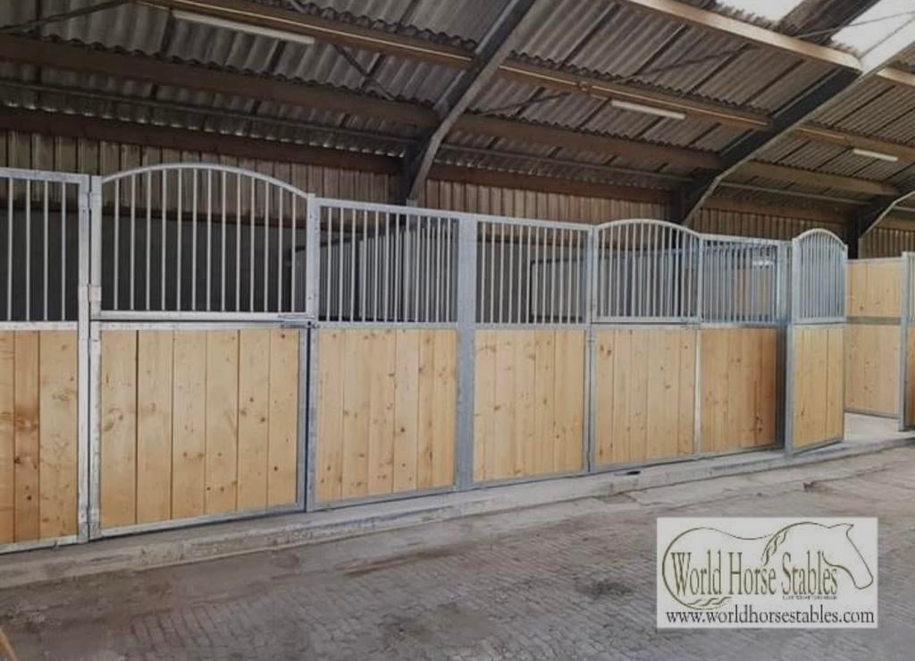 Paardenboxen en Paardenstallen | Laatste Voorraad Nieuw, Dieren en Toebehoren, Stalling