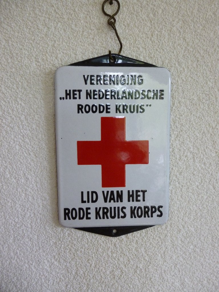EMAILLE DEURPOST"HET NEDERLANDSCHE ROODE KRUIS"UIT JAREN 30, Ophalen of Verzenden, Zo goed als nieuw, Reclamebord