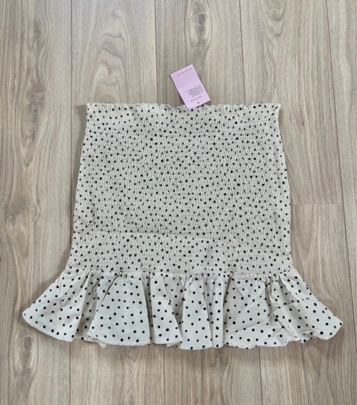 Nieuw mét kaartje - Monki rokje - maat L, Kleding | Dames, Rokken, Beige, Maat 42/44 (L), Nieuw, Ophalen of Verzenden