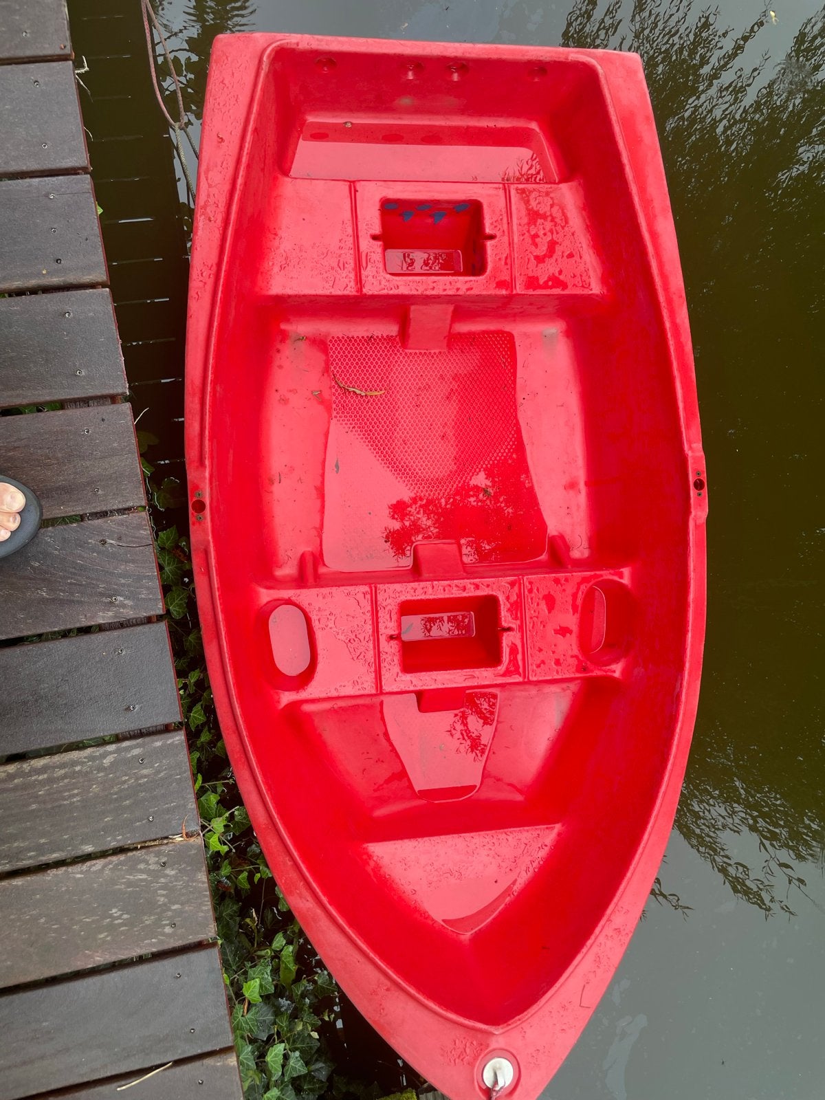Rode roeiboot met elektrische buitenboordmotor en accu, Watersport en Boten, Elektrisch, Buitenboordmotor, Ophalen, Polyester/glasvezel