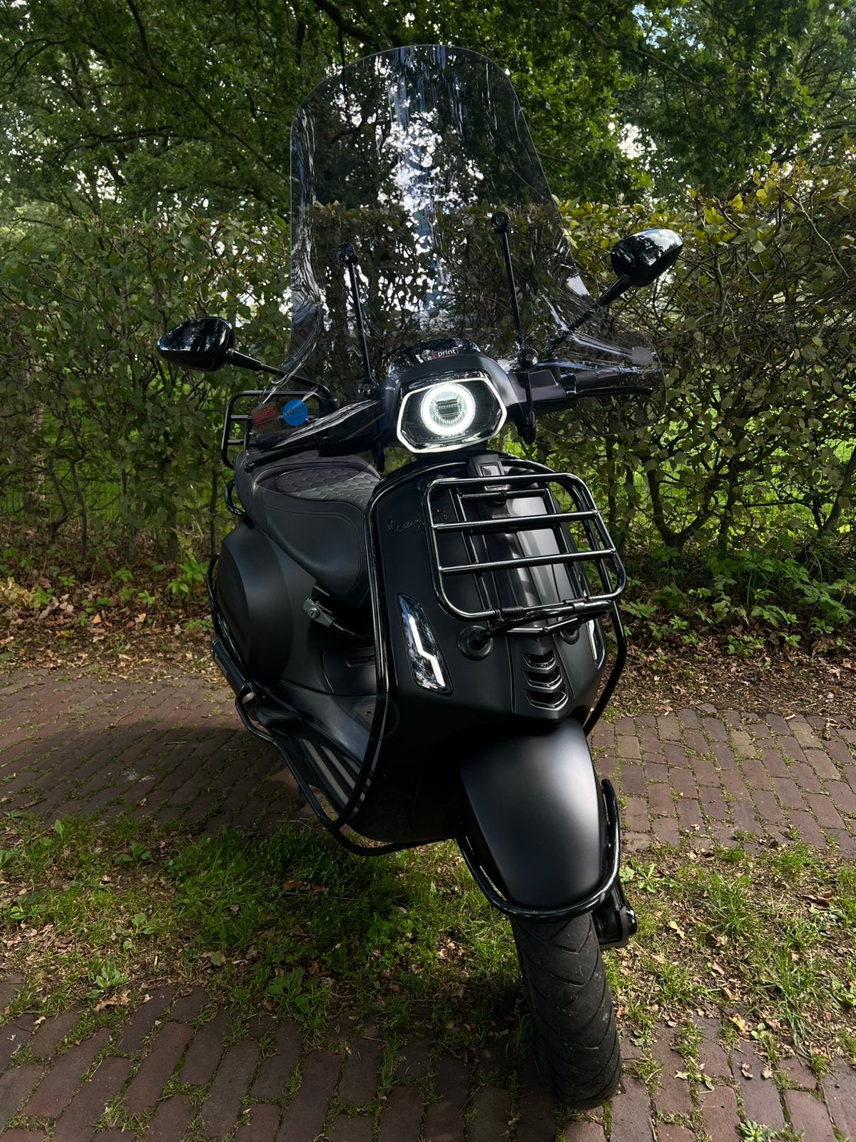 Vespa Sprint 50 Mat Zwart | Akrapovic | Luxe uitvoering, Ophalen, Maximaal 45 km/u, Vespa S, 49 cc