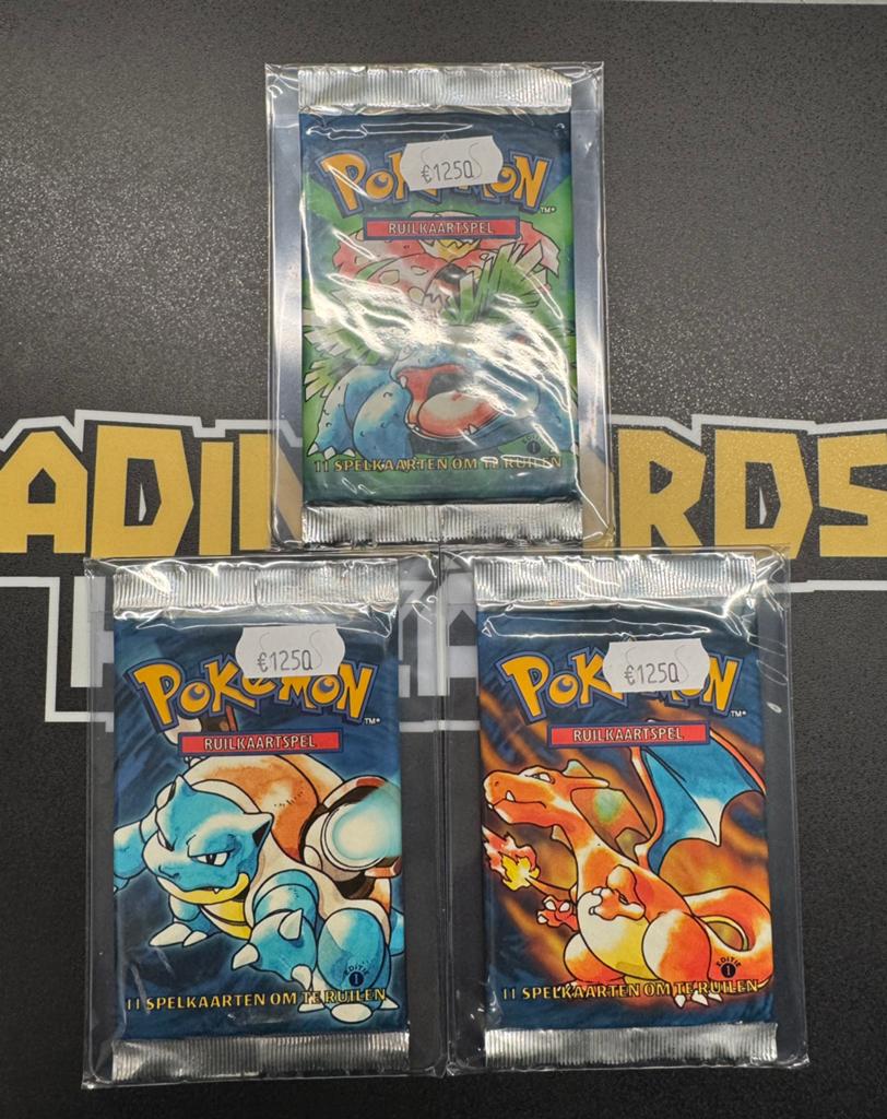 Pokemon 1st Edition Base Set GUARANTEED HEAVY Booster NL, Ophalen of Verzenden, Nieuw, Booster