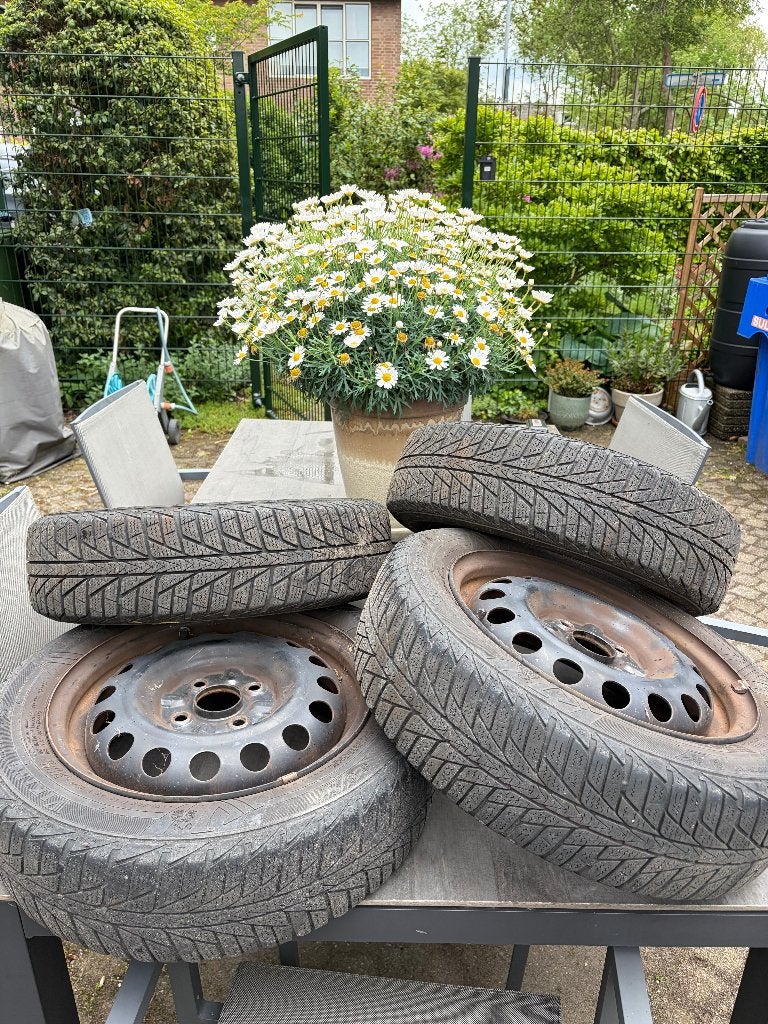 set winterbanden/wielen 165 60 R14 (o.a. Kia Picanto), Ophalen, Gebruikt, Kia