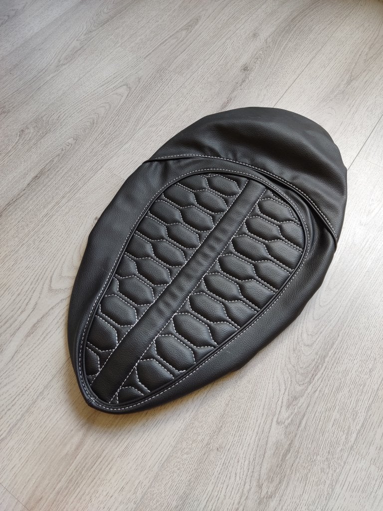 Zadelhoes buddydek Vespa S50 audi rs custom NIEUW, Info@jynkx.com, Nieuw, Ophalen of Verzenden, Piazza 99