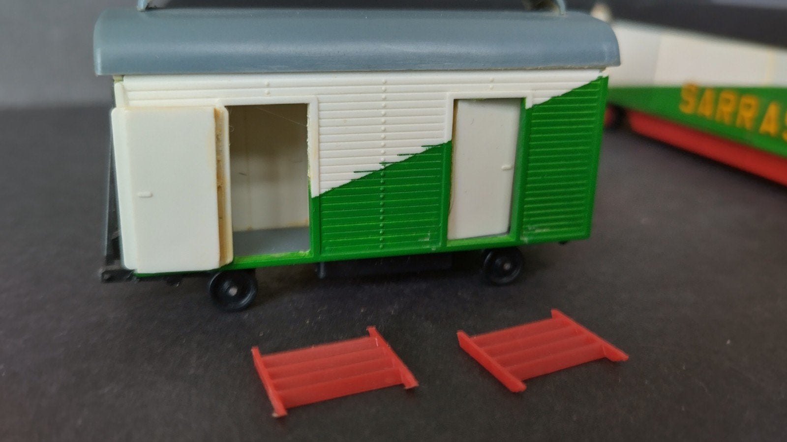 Circus Sarrasani 6x aanhanger Wc 1:87 preiser Pol, Overige merken, Preiser, Verzenden, .