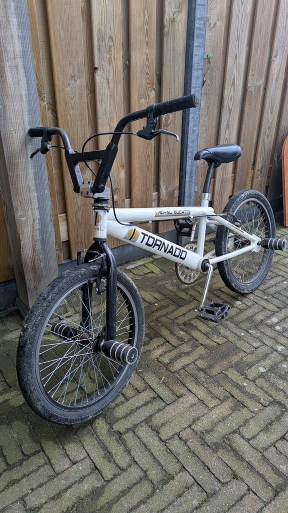 BMX Fiets - Royal Tornado, Fietsen en Brommers, Fietsen | Crossfietsen en BMX, Ophalen, Gebruikt, Staal, Voetsteunen