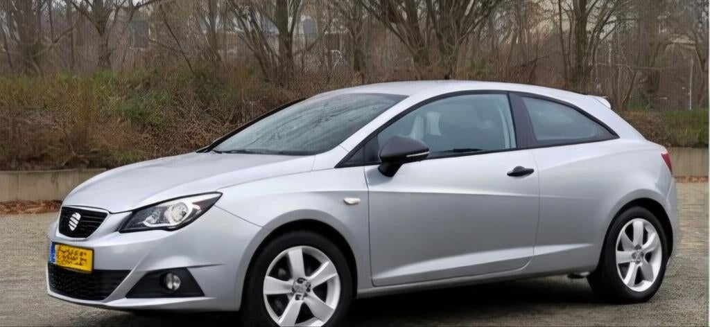 Seat Ibiza 1.2 51KW 2011 Grijs, Auto's, Voorwielaandrijving, Stof, 1198 cc, Handgeschakeld