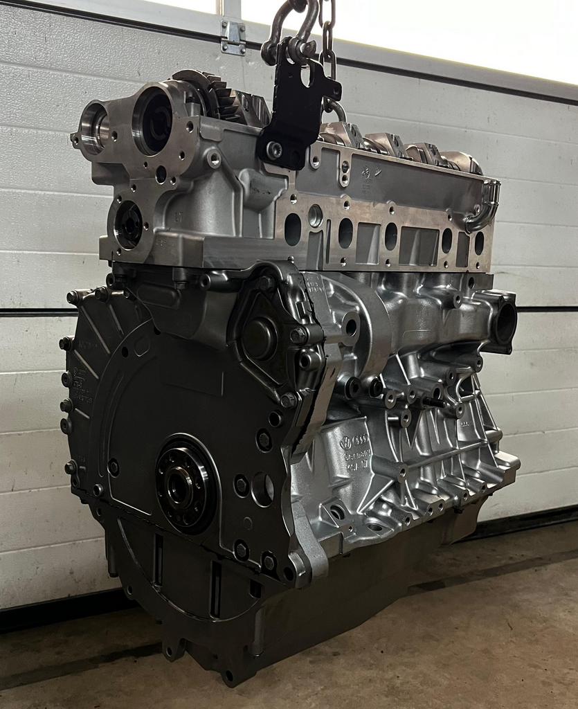 Motor VW t5 Transporter multivan 2.5 TDI AXD AXE BNZ BPC, Ophalen, Nieuw