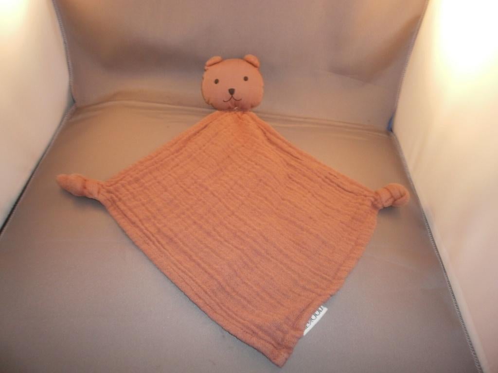 liewood katoenen beer doek bruin twee knopen katoen 38 cm, Ophalen of Verzenden, Nieuw, Beer
