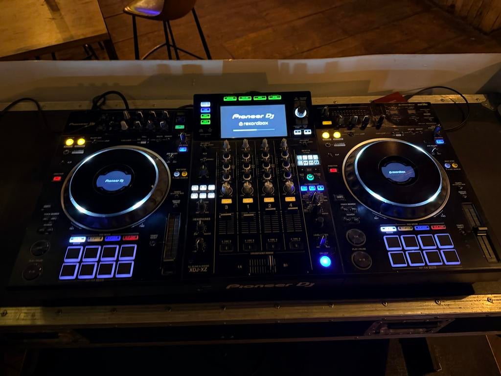 Pioneer XDJ-XZ DJ Controller in nette staat plus decksaver, Ophalen, Zo goed als nieuw, Dj-set, Pioneer