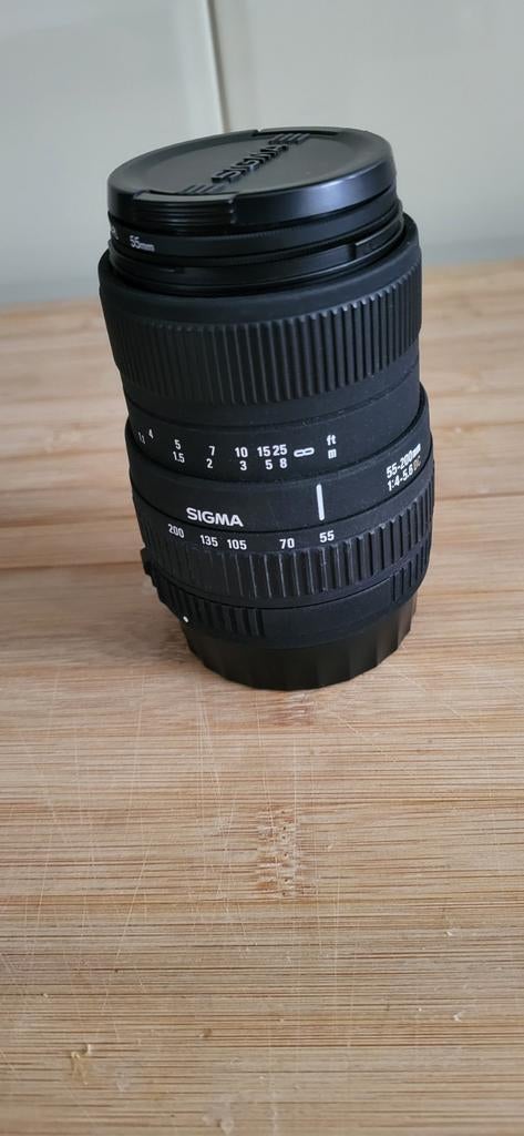 Sigma 55-200mm lens met polarisatiefilter, Audio, Tv en Foto, Fotografie | Lenzen en Objectieven, Gebruikt, Telelens, Zoom, Ophalen of Verzenden