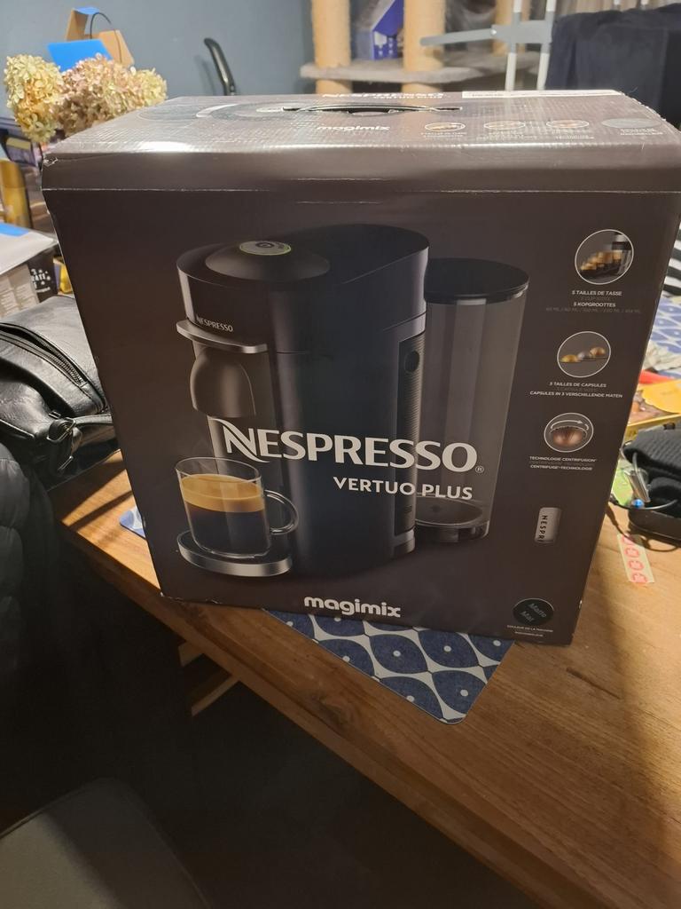 Nespresso vertuo plu, Witgoed en Apparatuur, Ophalen of Verzenden, Zo goed als nieuw, Krups