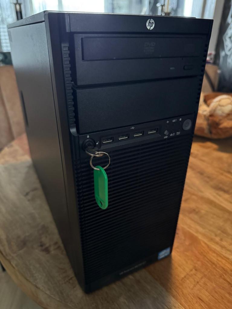 HP ProLiant ML110 G7 server, Computers en Software, Servers, Ophalen, Gebruikt, 2 tot 3 Ghz