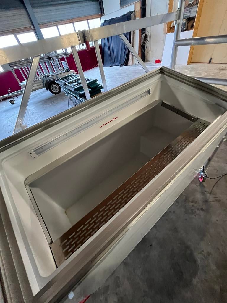 ijsvitrine-koeling, Ophalen, Gebruikt, Koelen en Vriezen