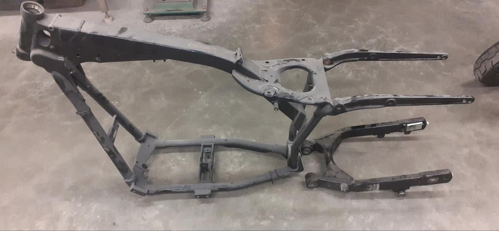 Dyna frame met kenteken, Motoren, Onderdelen | Harley-Davidson, Ophalen