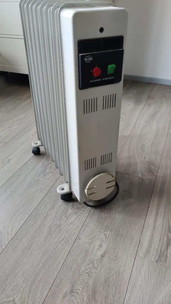 radiatorkachel, Doe-het-zelf en Verbouw, Verwarming en Radiatoren, 30 tot 80 cm, Gebruikt, Cv-ketel of Combi-ketel, Minder dan 60 cm