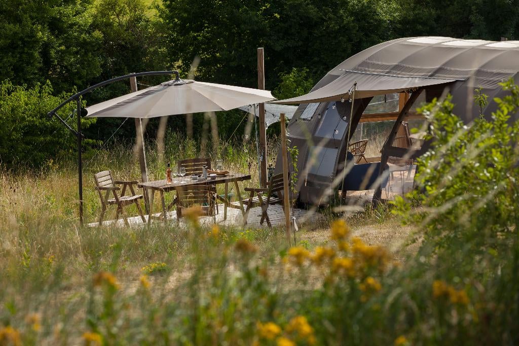 Foto 9 van Glampingtent 4p | privé sanitair + verwarmd zwembad + airco